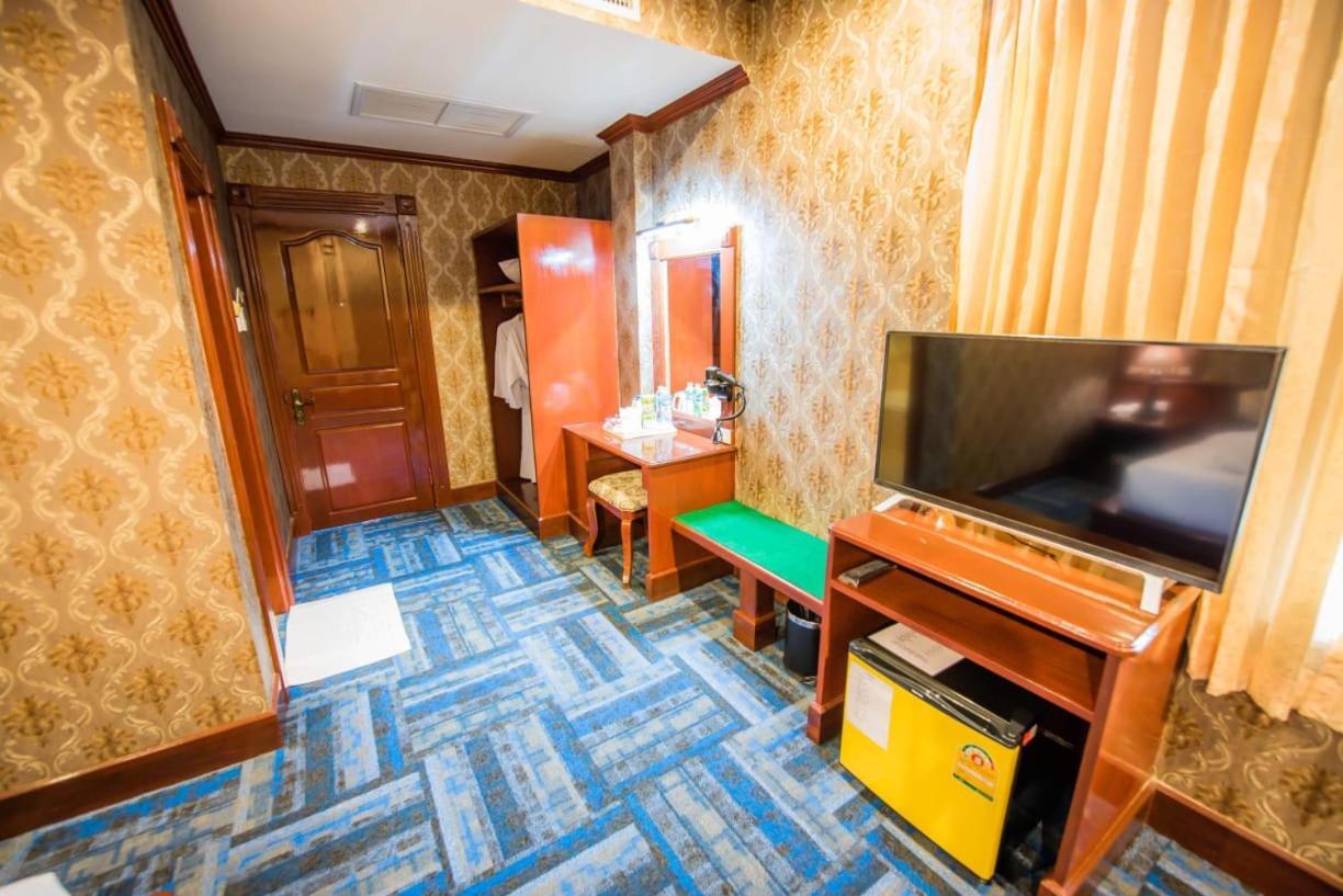 Soubandith Hotel Pakxe Eksteriør billede